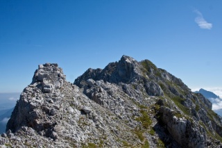 Vrtača v daljavi