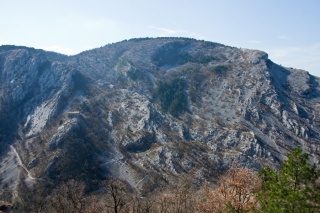 Pogled na sosednjo stran doline