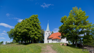 Cerkev na vrhu Osolnika