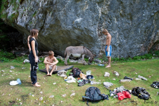 Mare se pogovarja z Rajcam